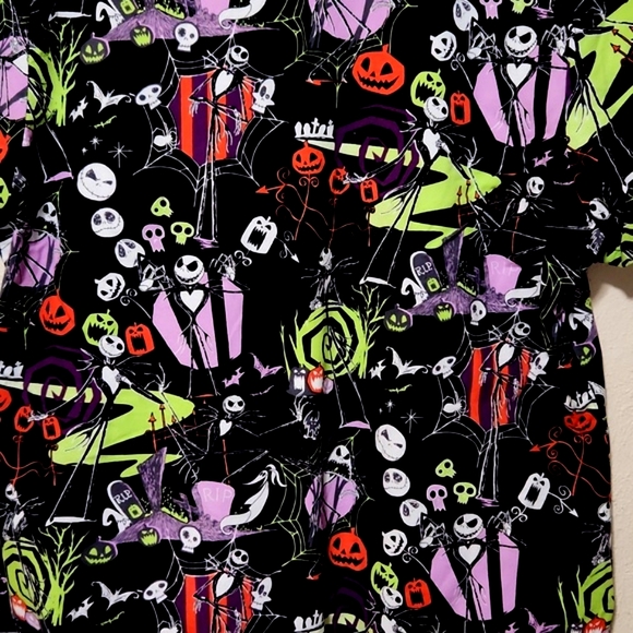 Disney The Nightmare Before Christmas Tim Burton Nurse Scrubs Size XL - Picture 5 of 11